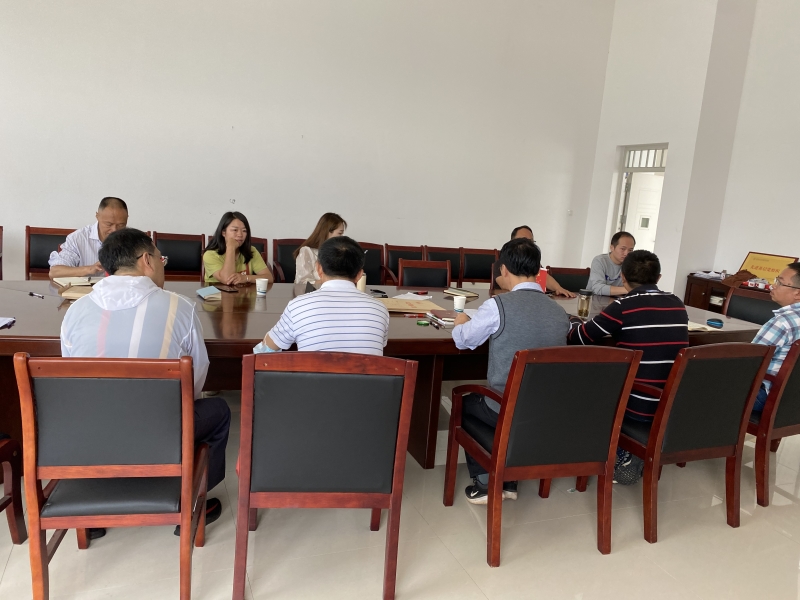 教职工会议.JPG 教职工会议.JPG
