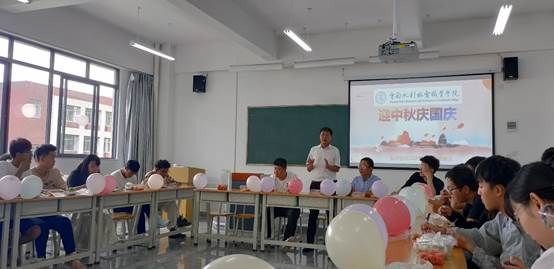一群人在餐厅里描述已自动生成
