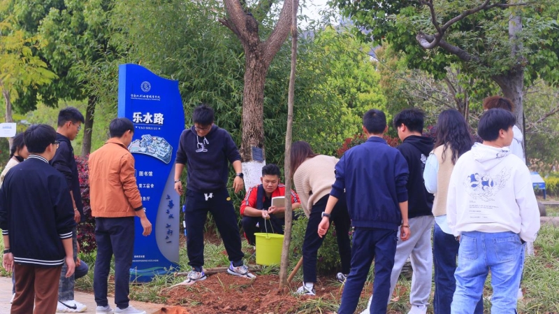 图片10.jpg 图片10.jpg