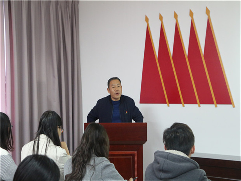 赵石存同志分享《榜样3》观后感.JPG 赵石存同志分享《榜样3》观后感.JPG