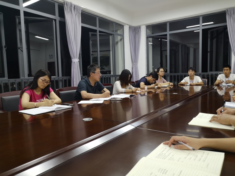座谈会现场.jpg 座谈会现场.jpg