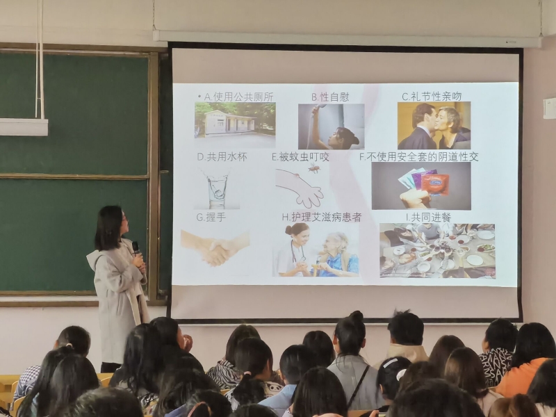 活动现场.JPG 活动现场.JPG