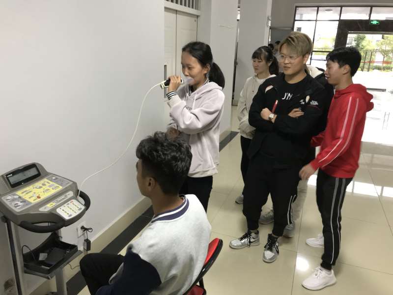 肺活量项目测试.jpg 肺活量项目测试.jpg