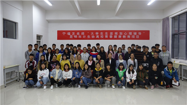 合影留念.jpg 合影留念.jpg